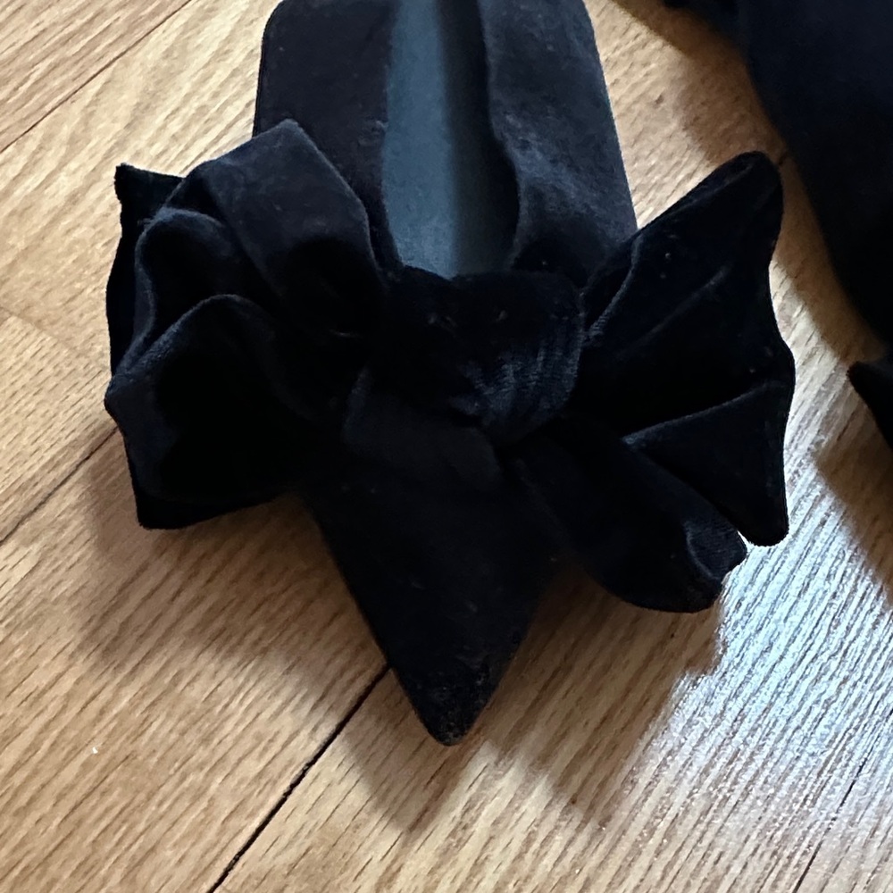 H&M Black Velvet Bow Pointed Toe Slingback Sandals - Picture 3 of 4